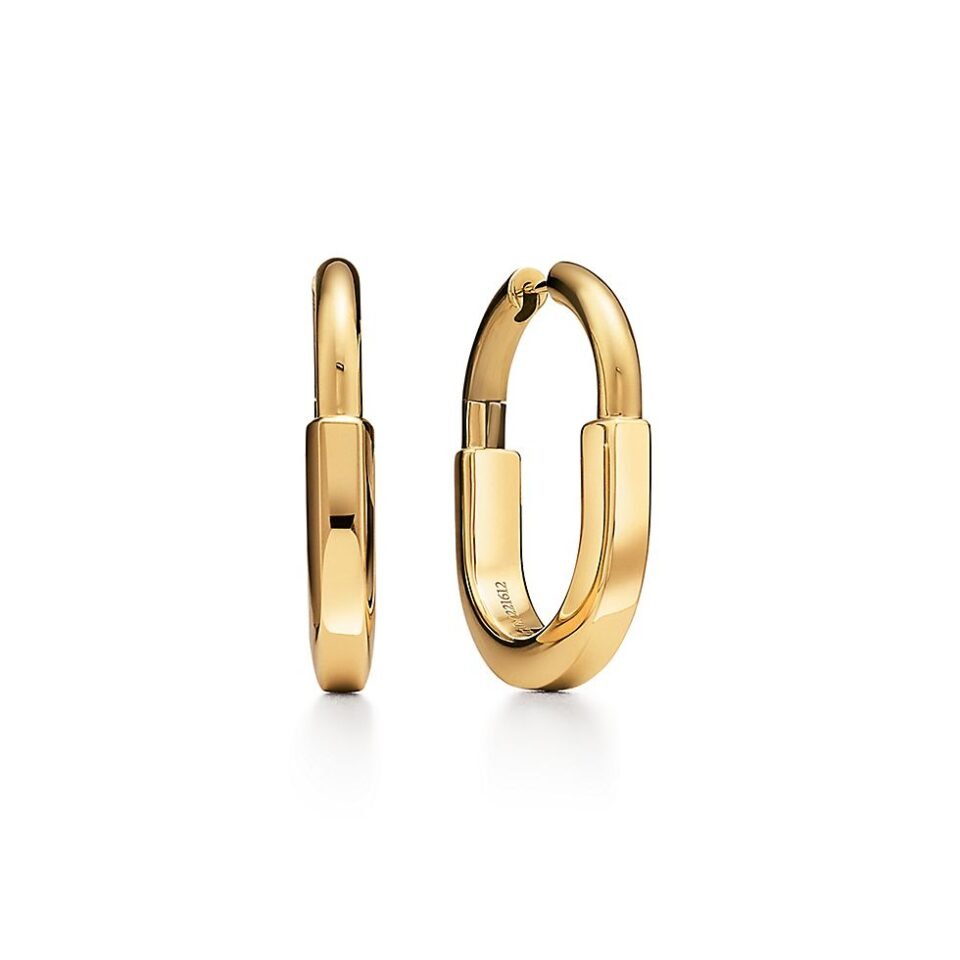 Tiffany Lock series earrings in gold