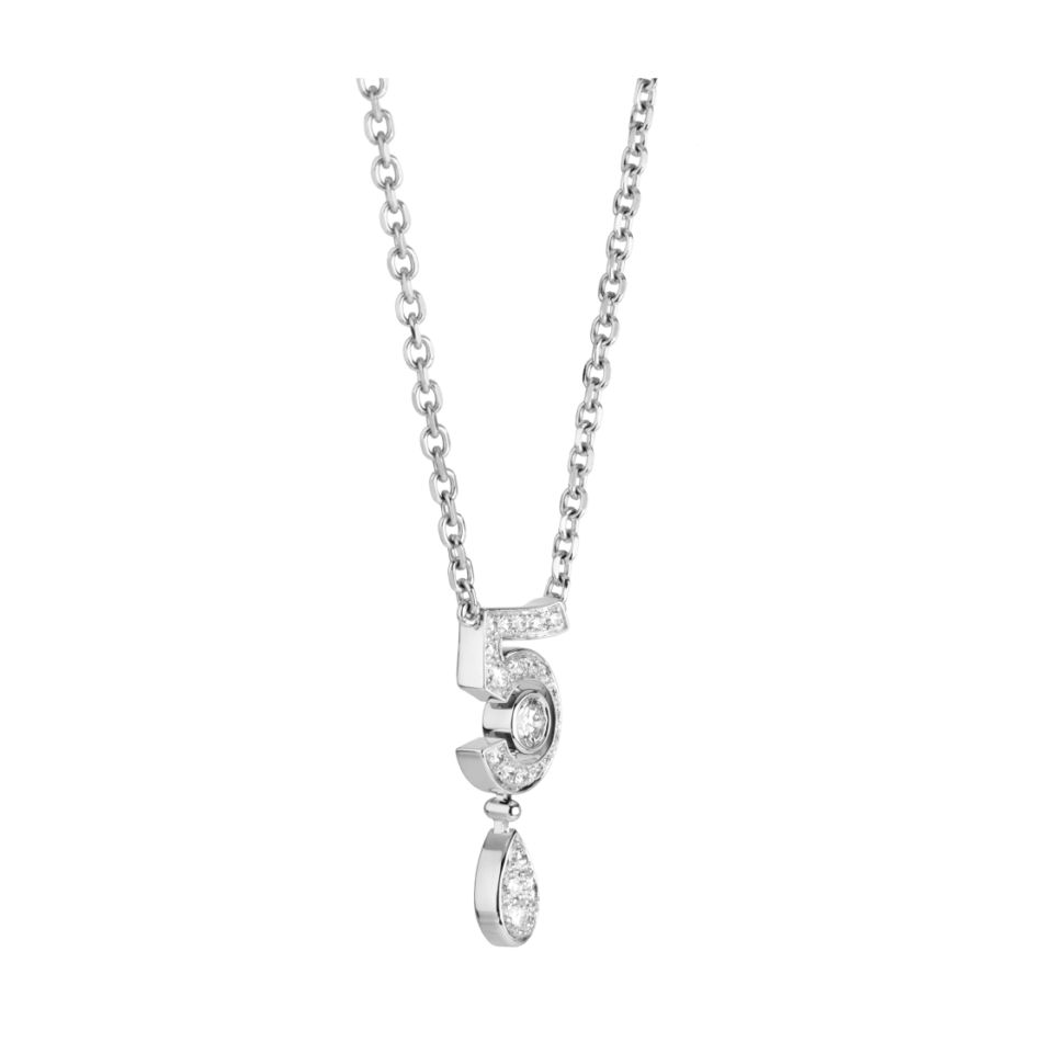 CHANEL Eternal N ° 5 necklace