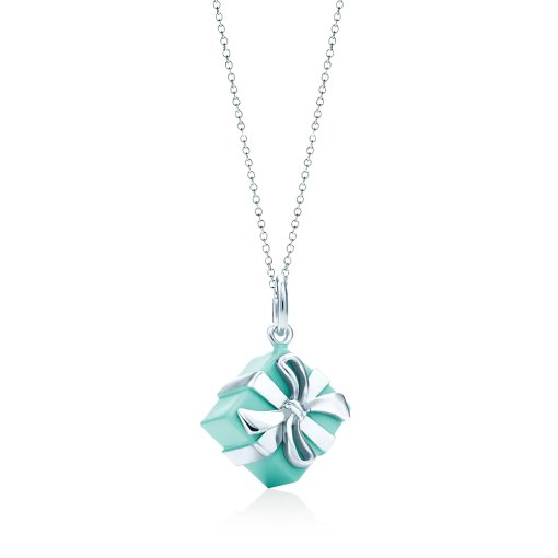 Tiffany Blue Box ™  Pendant necklace made of pure silver S925