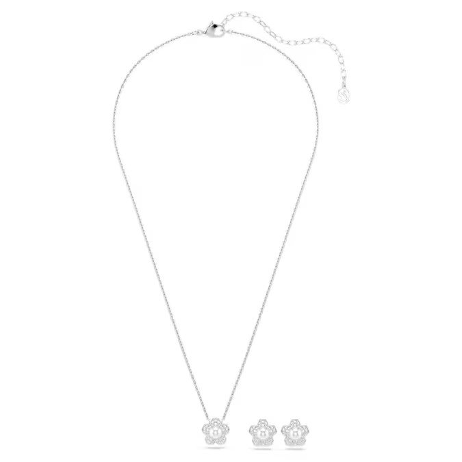 ariana-grande-x-swarovski------------swarovski-5749180.avif (2)