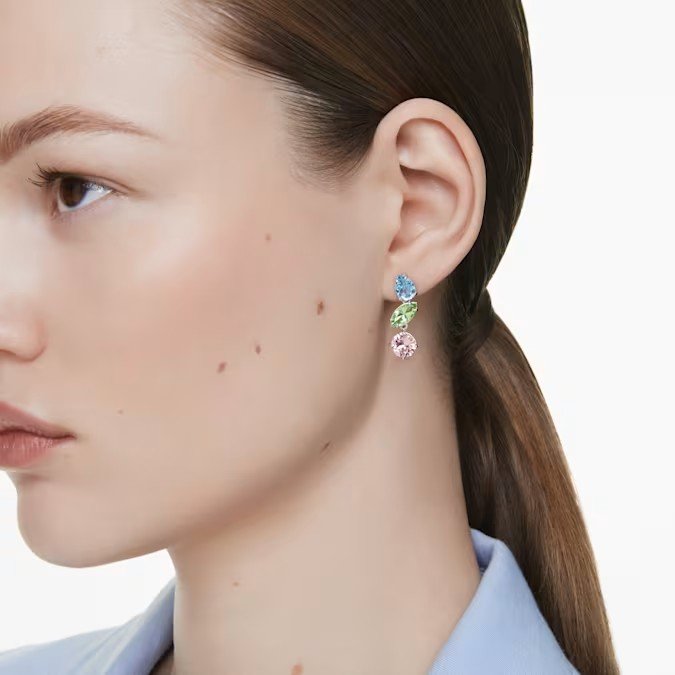 gema----------swarovski-5692406.avif