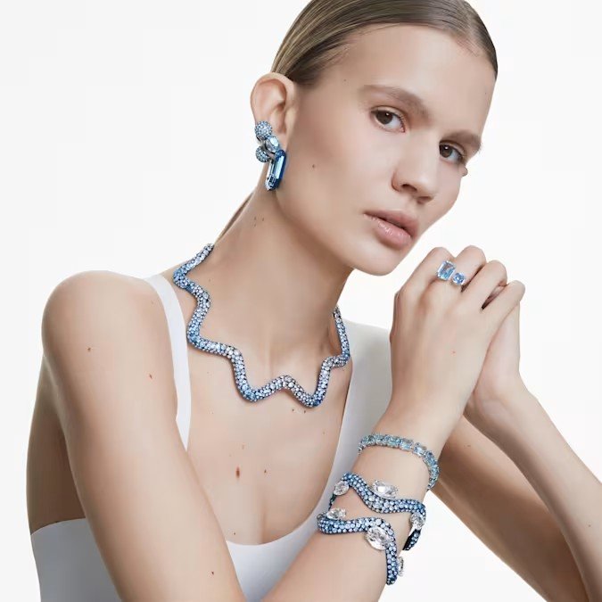 millenia--------swarovski-5694142.avif (5)