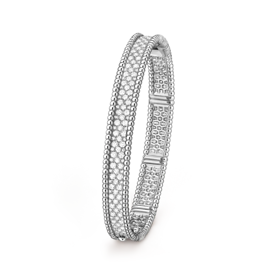 Van Cleef&Arpels Perl é e diamonds bracelet with 3 rows of diamond studded design in pure silver S925
