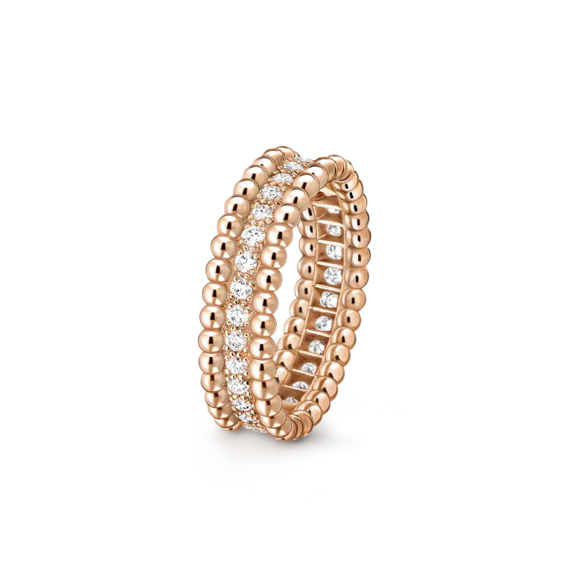 Van Cleef&Arpels Perl é e diamonds ring, single row diamond design in rose gold