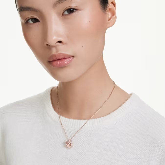 swan----------swarovski-5732414.avif